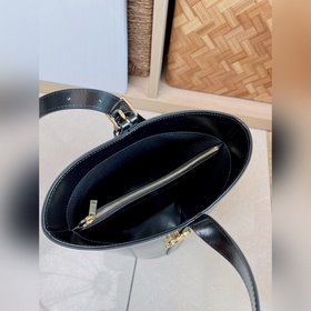 CELINE Осенне-зимняя коллекция сумок DansParis Effortless chio –