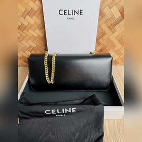 CELINE &nbsp; Длинная цепочка под мышкой Не могу не отметить