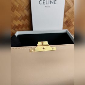 CELINE весна-лето 2022： новая короткая сумка с цепочкой под мышко