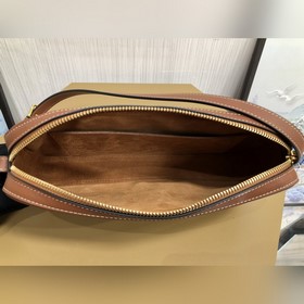 CELINE &nbsp; Сумка под мышку Triomphe  Новая сумка под мышк