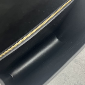 CELINE Новая коллекция, модель с подиума, сумка с цепочкой и ква