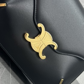 CELINE Новая коллекция, модель с подиума, сумка с цепочкой и ква