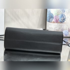 CELINE｜CABAS TRIOMPHE Сумка из гладкой кожи с завязками Новая мод