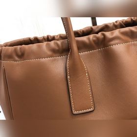 CELINE｜CABAS TRIOMPHE Сумка из гладкой кожи с завязками Новая мод
