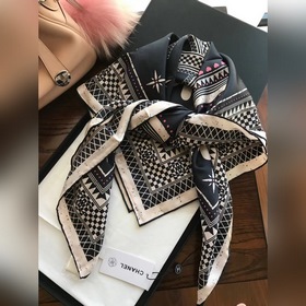 CHANEL Изысканный шелковый платок, 100% шелк с косой текстурой Те