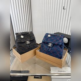 В комплекте Новинка Chanel Джинсовый рюкзак-бакет Очень популяр