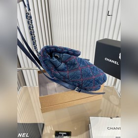 В комплекте Новинка Chanel Джинсовый рюкзак-бакет Очень популяр