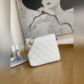 Chanel сумка с цепочкой