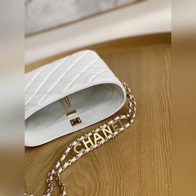 Chanel сумка с цепочкой