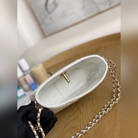 Chanel сумка с цепочкой