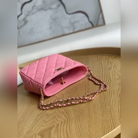 Chanel сумка с цепочкой