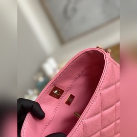 Chanel сумка с цепочкой