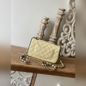 Новая модель Chanel с цветной фурнитурой CF Классическая форма, в