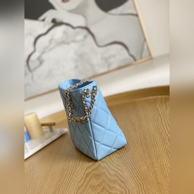 Chanel косметичка woc стюардесса сумка