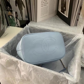 Новая осенне-зимняя коллекция сумок Chanel