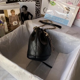 Возвращенный товар! Новая модель Chanel 19 осень-зима, миниатюрна