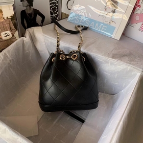 Возвращенный товар! Новая модель Chanel 19 осень-зима, миниатюрна