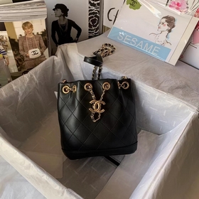 Возвращенный товар! Новая модель Chanel 19 осень-зима, миниатюрна