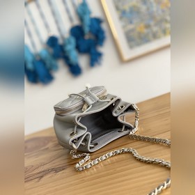 Сумка Chanel с цепочкой, серая