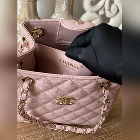 Женская сумка Chanel классического дизайна
