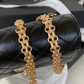 Chanel сумка с цепочкой