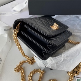 Chanel сумка с цепочкой