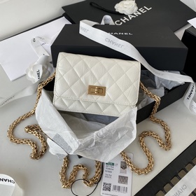 Chanel сумка с цепочкой