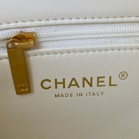 Новая модель Chanel 22p с эмалевой застежкой AS3114, весна-лето, 