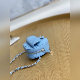 Chanel сумка с цепочкой