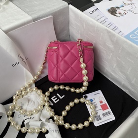 Chanel22p A Жемчужно-красная кошелька с изящной цепочкой. Миниатю