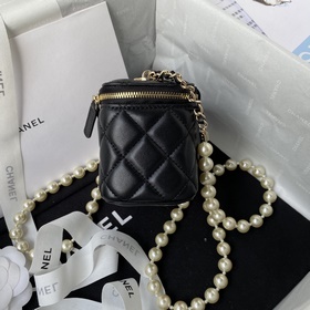 Chanel22p A Жемчужно-красная кошелька с изящной цепочкой. Миниатю