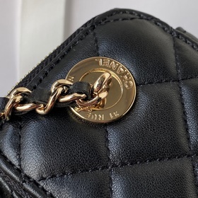 Chanel22p A Жемчужно-красная кошелька с изящной цепочкой. Миниатю
