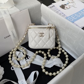Chanel22p A Жемчужно-красная кошелька с изящной цепочкой. Миниатю