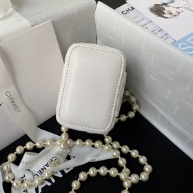 Chanel22p A Жемчужно-красная кошелька с изящной цепочкой. Миниатю