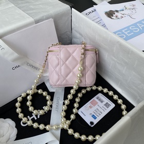 Chanel22p A Жемчужно-красная кошелька с изящной цепочкой. Миниатю