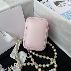 Chanel22p A Жемчужно-красная кошелька с изящной цепочкой. Миниатю