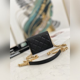Сумка Chanel с цепочкой и крышкой Качество и внешний вид на высок