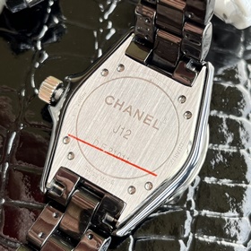 CHANEL · ELECTRO DREAM серия · Двенадцать цветов радуги T Diamond