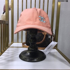 Бейсболка Chanel CHANEL Бейсболка с козырьком, лаконичная, стильн