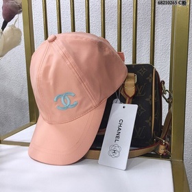 Бейсболка Chanel CHANEL Бейсболка с козырьком, лаконичная, стильн