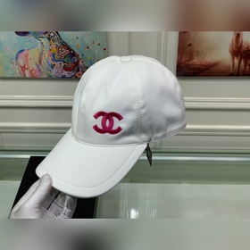 Chanel (Шанель) Бейсболка с объемной вышивкой, изысканная и безуп