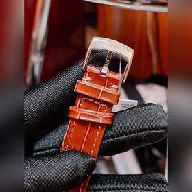 Chopard Happy Sport с блестящим ремешком С момента своего появле