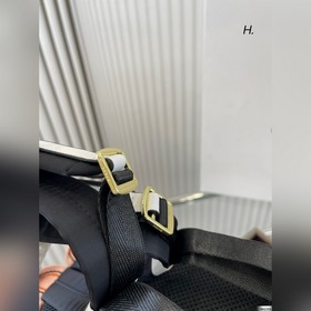 Рюкзак Coach сердечком Классика с ноткой моды С ней можно планиро