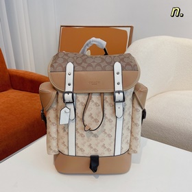 Мужской рюкзак Coach Мужской рюкзак Coach! Эта модель очень попул