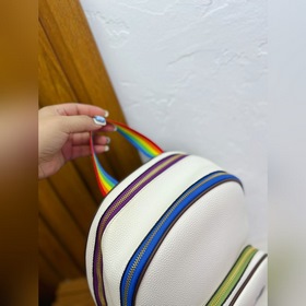 Рюкзак Coach Действительно прекрасна! Подходит для любого возраст