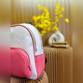 Рюкзак Coach Новая модель Действительно прекрасная сумка, подход