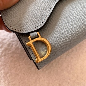 Седло Dior [цвет] Короткий кошелек с тремя складками, внешняя сто