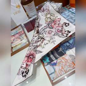 Dior Limited Edition Высококачественный шелковый платок с диагон