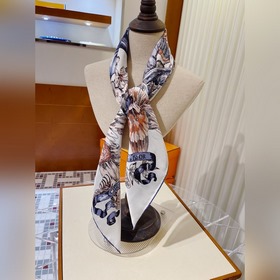 Dior Limited Edition Top-Quality Silk Square Scarf Красивые бабоч