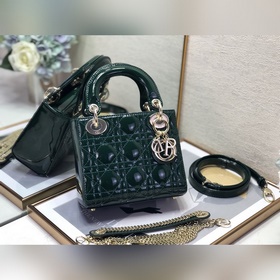 Dior Lady Dior Mini с тремя секциямиз темно-зеленой кожи золотой 